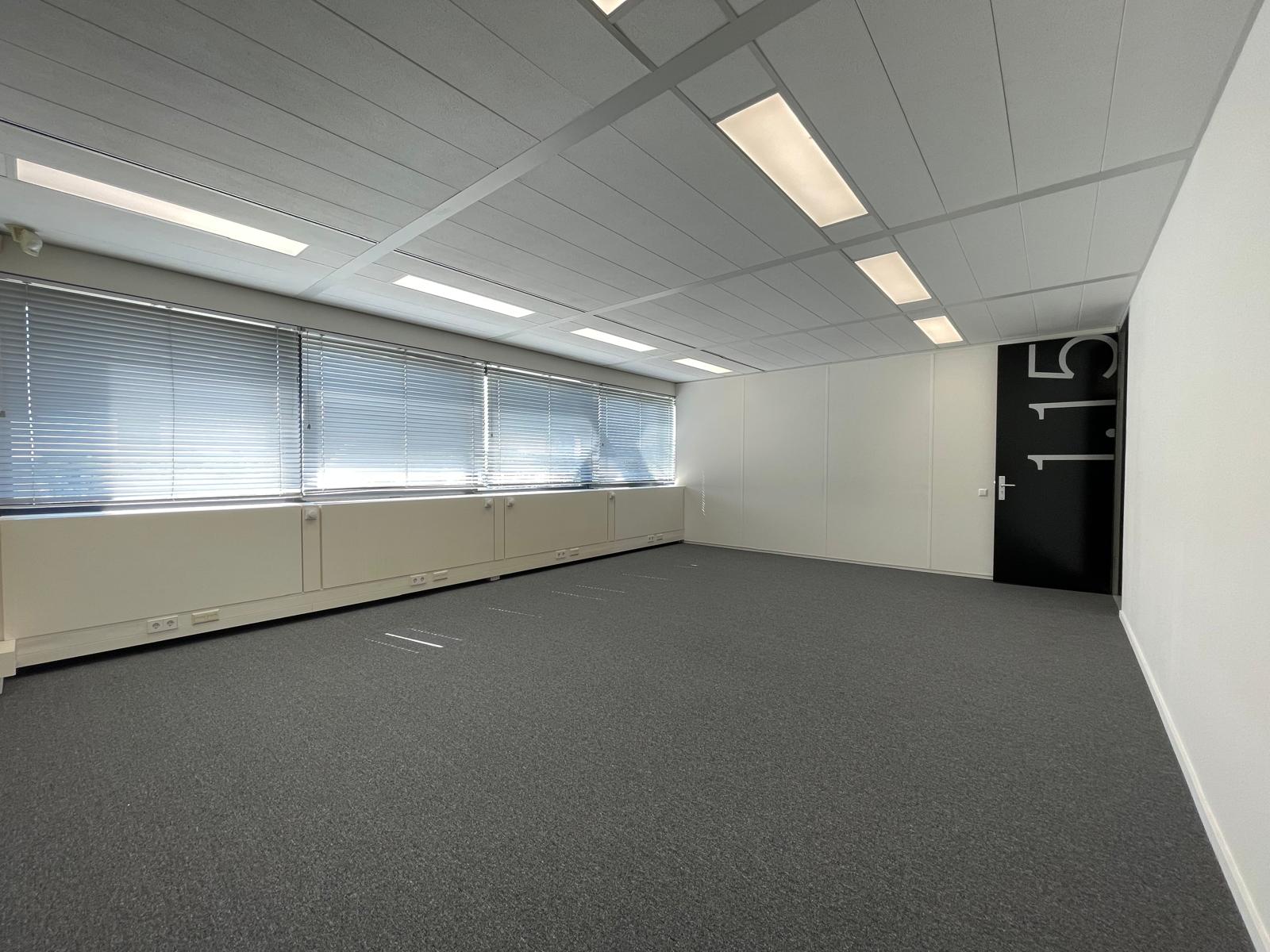 Bureau 1.15 afbeelding 1