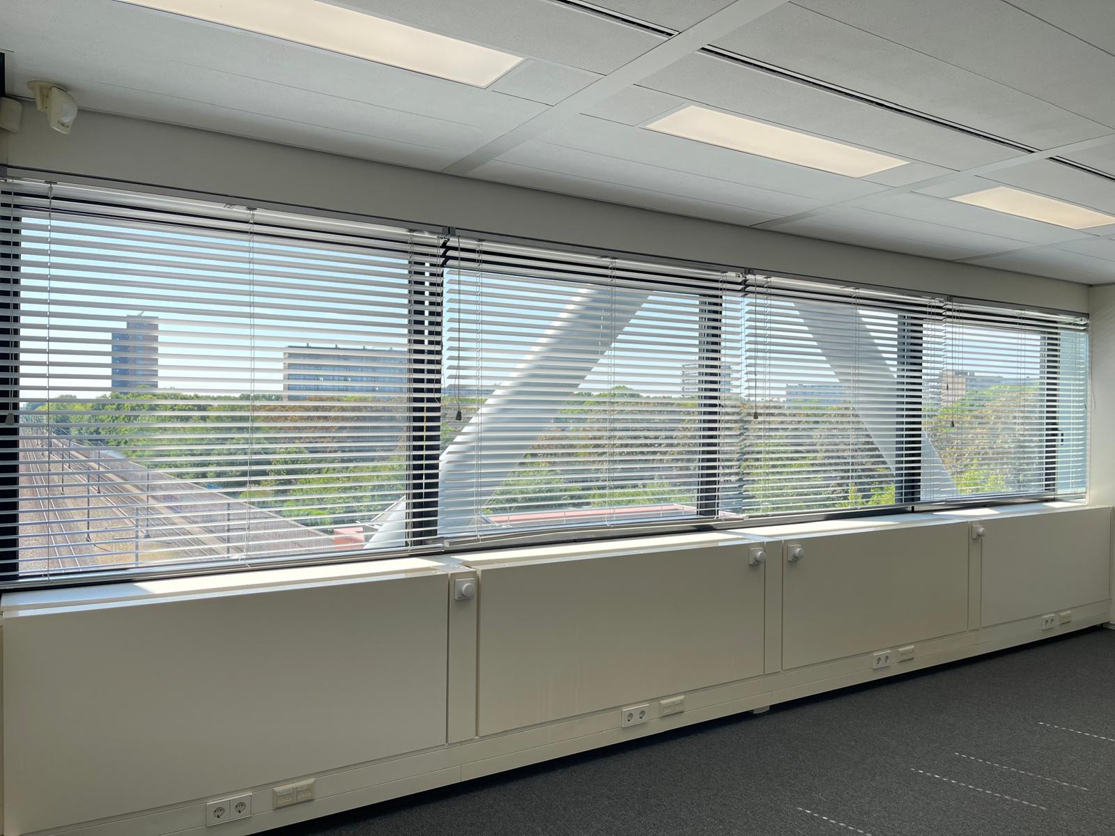 Bureau 1.15 afbeelding 3